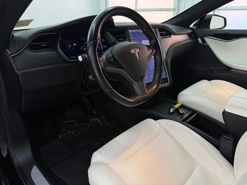 Black 2018 Tesla Model S 75D