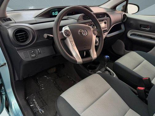 Summer Rain Metallic 2013 Toyota Prius c Four