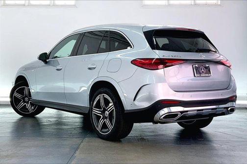 2025 Mercedes-Benz GLC 350e Base