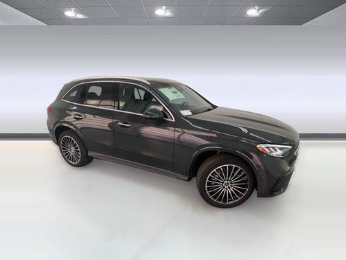 2026 Mercedes-Benz GLC 300 Base