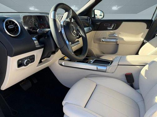 2026 Mercedes-Benz GLB 250 Base