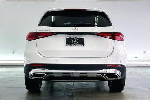 2025 Mercedes-Benz GLC 300 Base