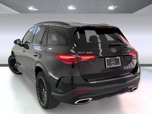 2026 Mercedes-Benz GLC 300 Base