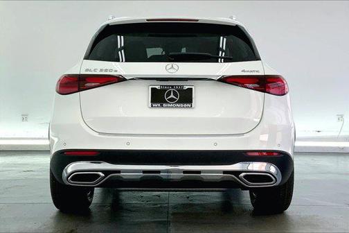 2025 Mercedes-Benz GLC 350e Base