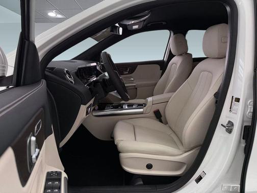 Polar White 2026 Mercedes-Benz GLA 250 4MATIC