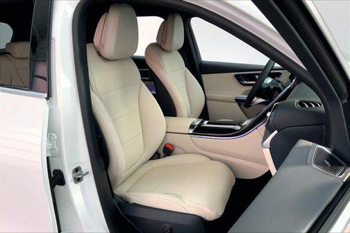 2025 Mercedes-Benz GLC 300 Base