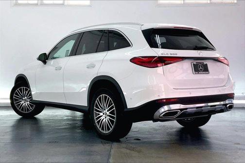 2025 Mercedes-Benz GLC 300 Base