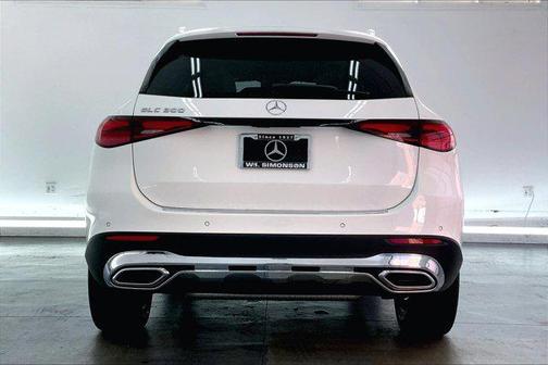 2025 Mercedes-Benz GLC 300 Base