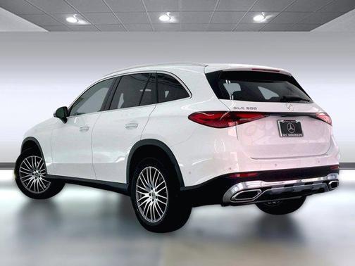 2025 Mercedes-Benz GLC 300 Base