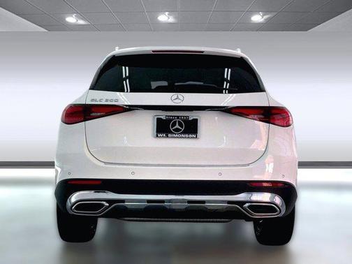 2025 Mercedes-Benz GLC 300 Base
