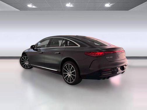 MANUFAKTUR exclusive graphite grey magno 2026 Mercedes-Benz EQS 580 4MATIC