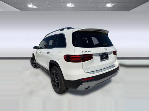 2026 Mercedes-Benz GLB 250 Base