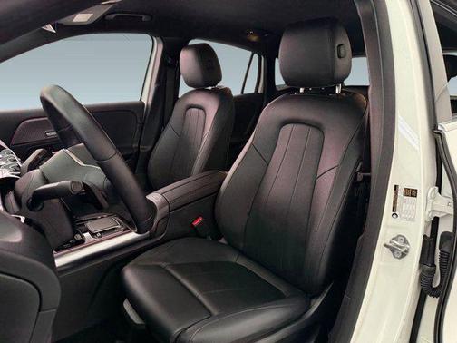 2023 Mercedes-Benz GLA 250 Base