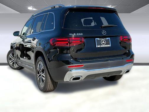 2026 Mercedes-Benz GLB 250 Base