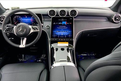 2025 Mercedes-Benz GLC 300 Base