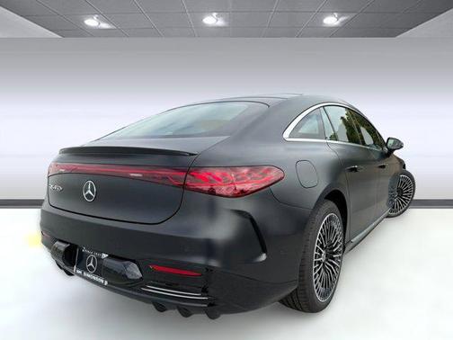 2026 Mercedes-Benz EQS 450 4MATIC