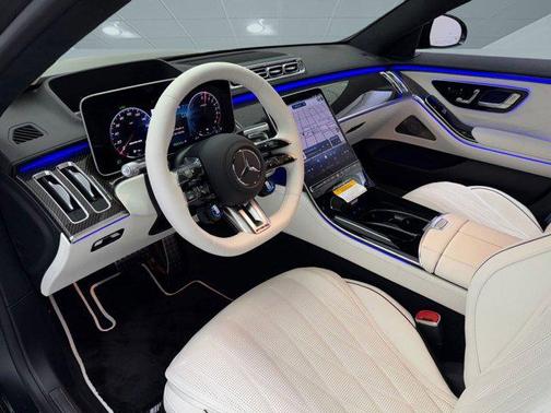 2026 Mercedes-Benz AMG S 63 E 4MATIC