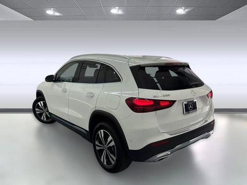 2025 Mercedes-Benz GLA 250 4MATIC