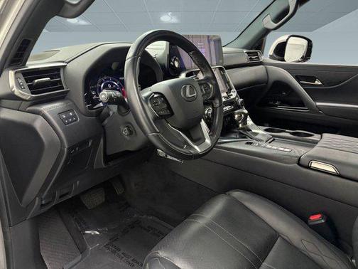 2022 Lexus LX 600 Ultra Luxury