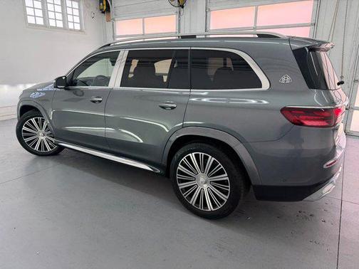 2025 Mercedes-Benz Maybach GLS 600 4MATIC