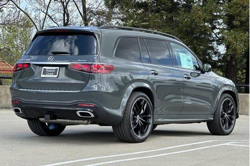 2025 Mercedes-Benz GLS 450 4MATIC