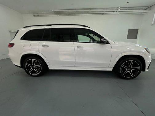 2024 Mercedes-Benz GLS 450 4MATIC