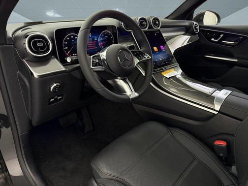 Graphite Grey Metallic 2026 Mercedes-Benz GLC 300 Base