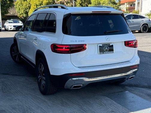 2026 Mercedes-Benz GLB 250 Base