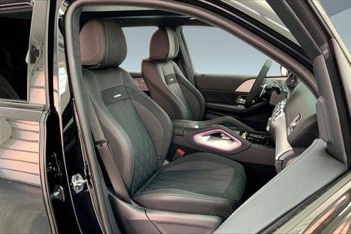 2025 Mercedes-Benz AMG GLS 63 Base