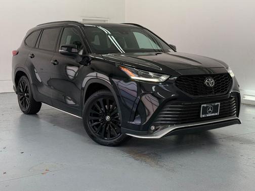 Celestial Silver Metallic 2021 Toyota Highlander Limited