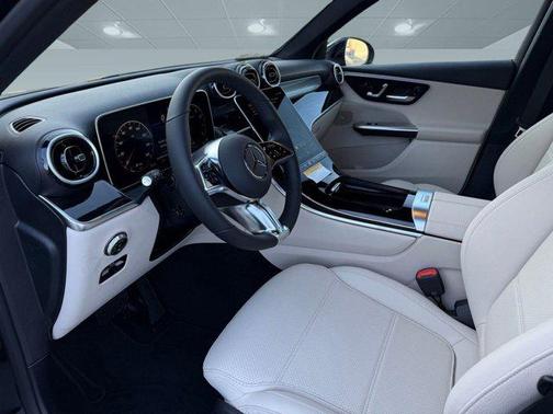 2026 Mercedes-Benz GLC 300 Base