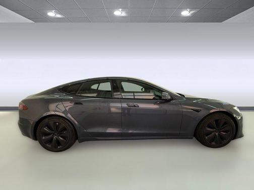 2022 Tesla Model S Dual Motor All-Wheel Drive