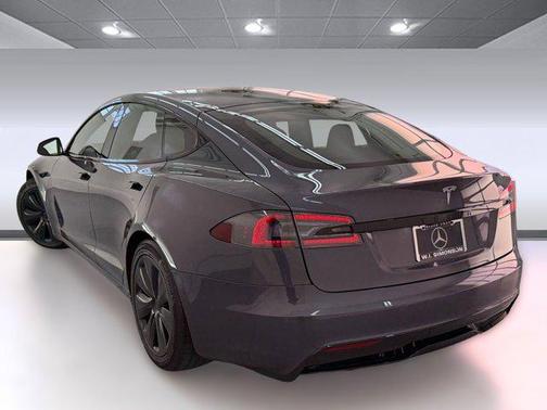 2022 Tesla Model S Dual Motor All-Wheel Drive