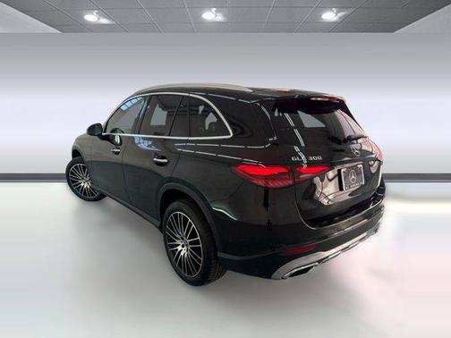 2023 Mercedes-Benz GLC 300 Base