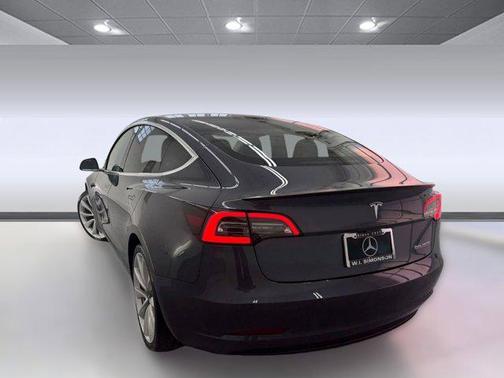 2019 Tesla Model 3 Performance