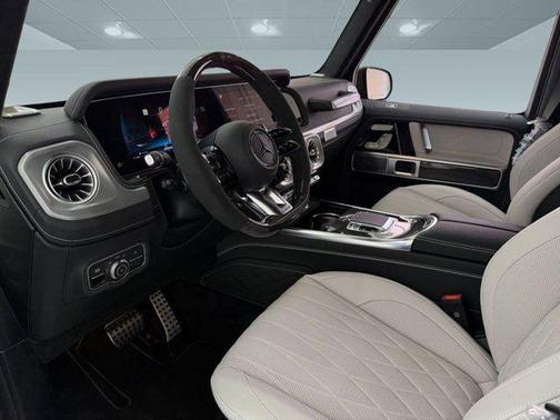 2026 Mercedes-Benz AMG G 63 Base