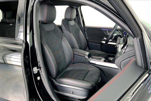 2025 Mercedes-Benz GLB 250 Base