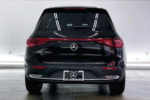 2025 Mercedes-Benz EQB 250 Base