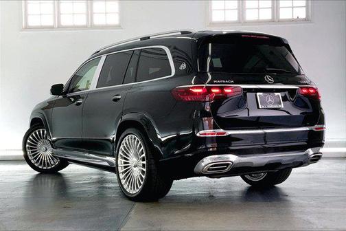2025 Mercedes-Benz Maybach GLS 600 4MATIC
