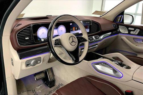 2025 Mercedes-Benz Maybach GLS 600 4MATIC
