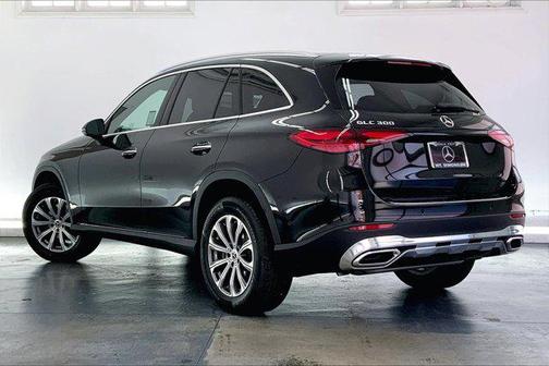 2025 Mercedes-Benz GLC 300 Base