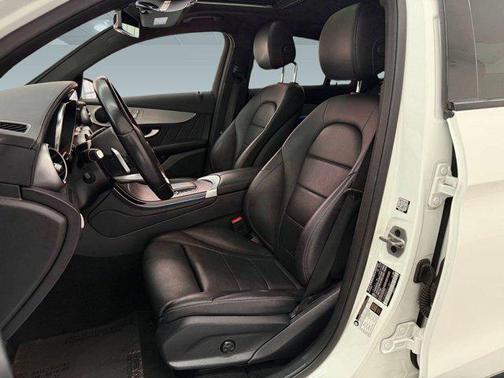 2022 Mercedes-Benz GLC 300 4MATIC Coupe