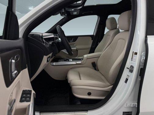 Polar White 2026 Mercedes-Benz GLB 250 Base