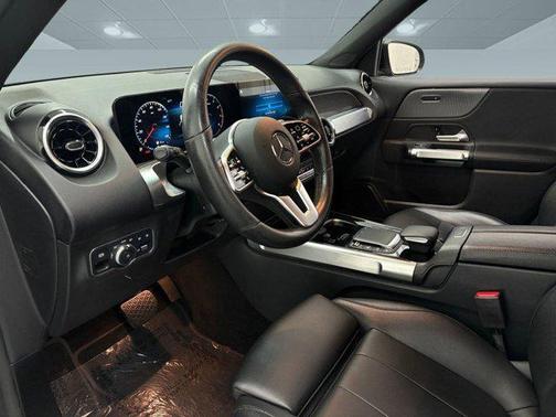 2022 Mercedes-Benz GLB 250 Base