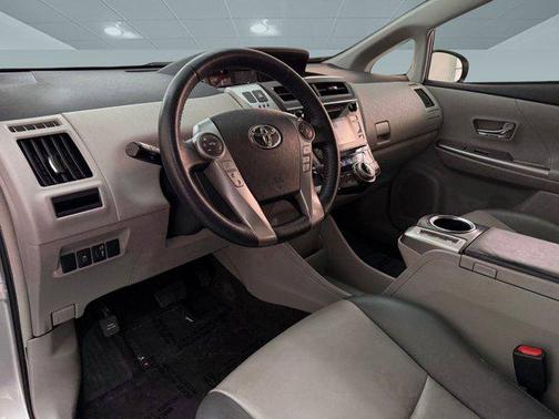 2017 Toyota Prius v Two