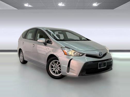2017 Toyota Prius v Two