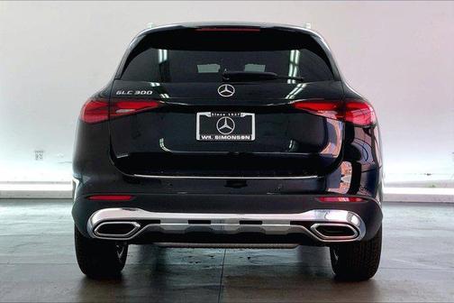 2025 Mercedes-Benz GLC 300 Base
