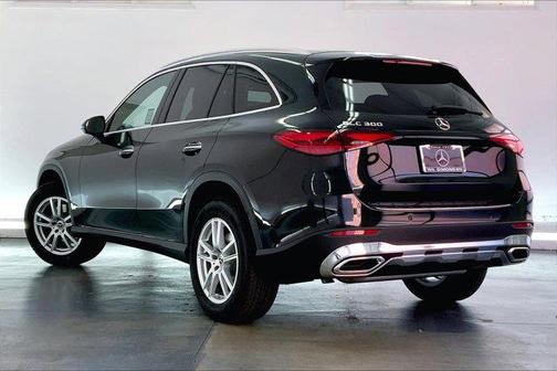 2025 Mercedes-Benz GLC 300 Base