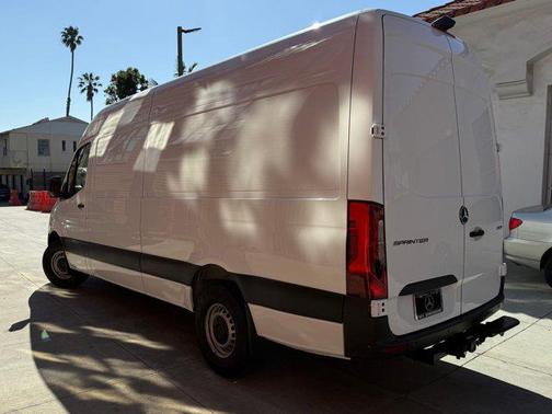 2022 Mercedes-Benz Sprinter 2500 High Roof