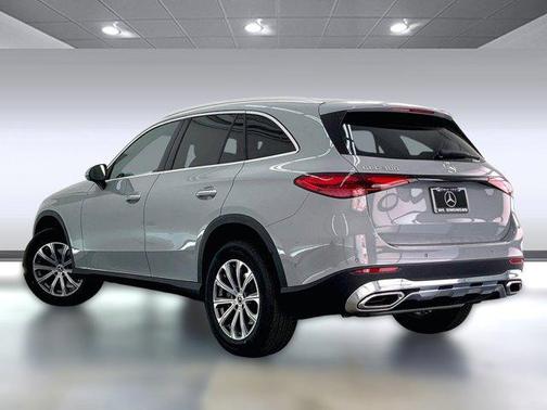 2025 Mercedes-Benz GLC 300 Base